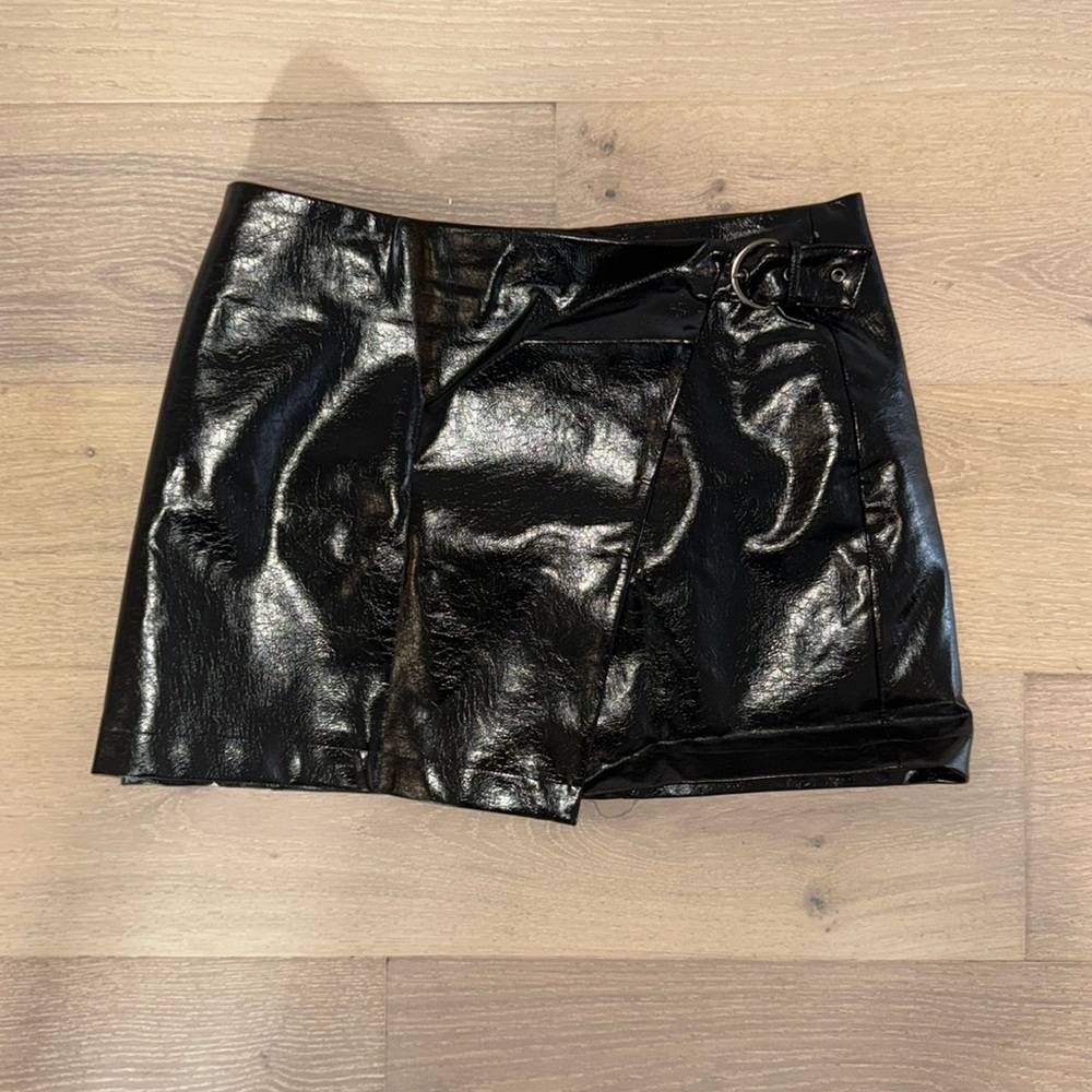 Avec Les Filles Wrap Front Faux Leather Miniskirt size L